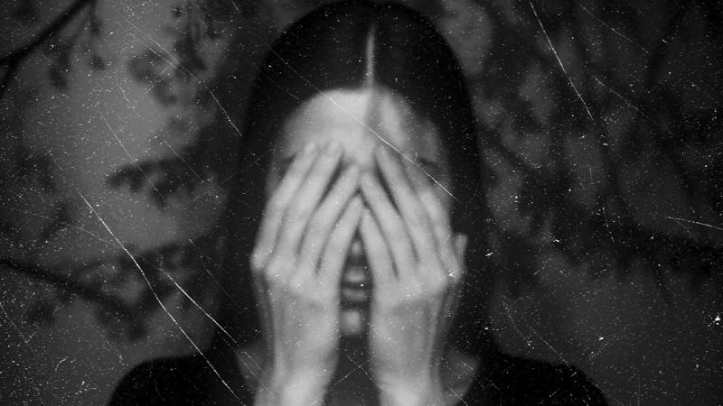 ayse yenelin zarif bir kaos sergisi sanatseverlerle bulusmaya devam ediyor 6MpvHImx