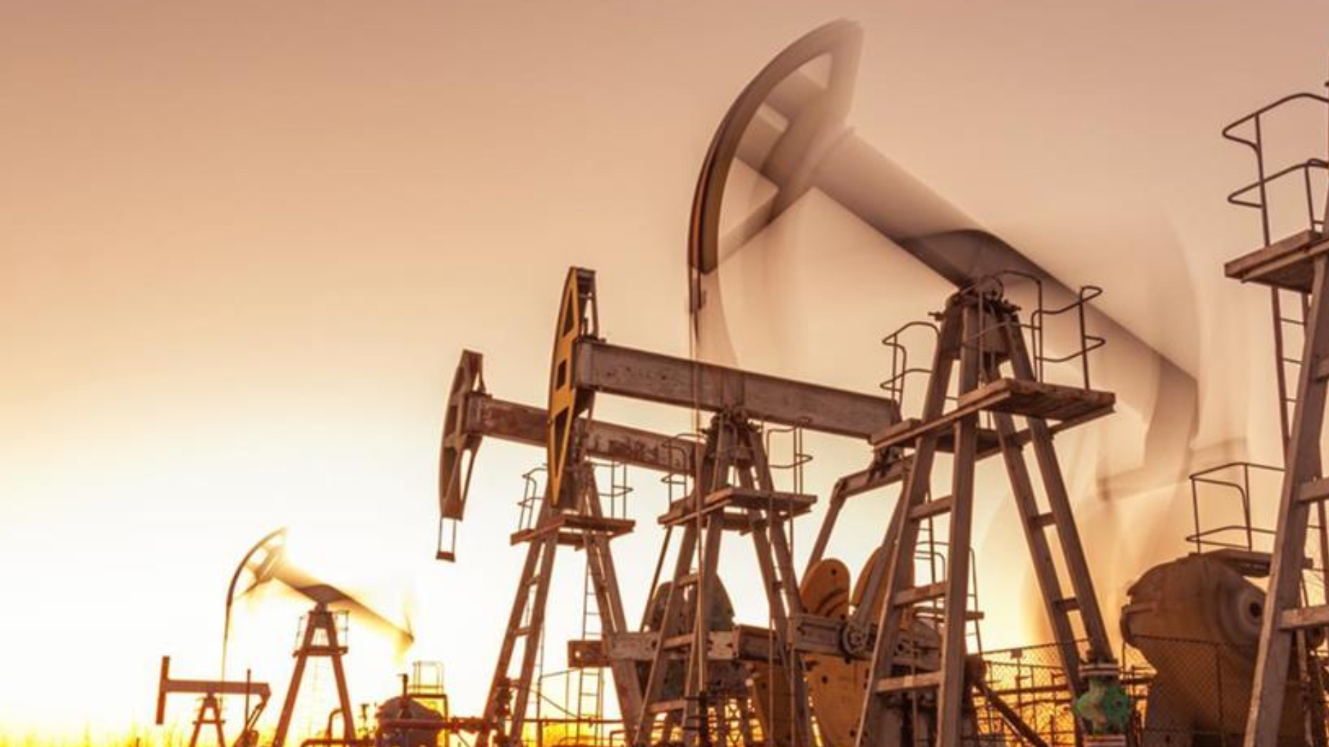 CHP’li Deniz Yavuzyılmaz’dan yeni iddia: “AKP’nin karanlık petrol ticaretinin Türkiye’ye faturası 3 milyar dolar!”