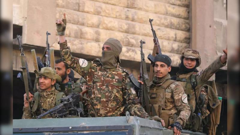 Ertuğrul Özkök: Mehmet Şimşek’e bir soru; Suriye’de ÖSO askerinin maaşına yüzde 50 zam mı yaptınız?