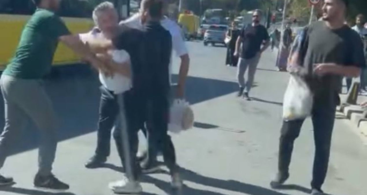 iett soforu ile yolcu yumruklasti CpVBM5bL