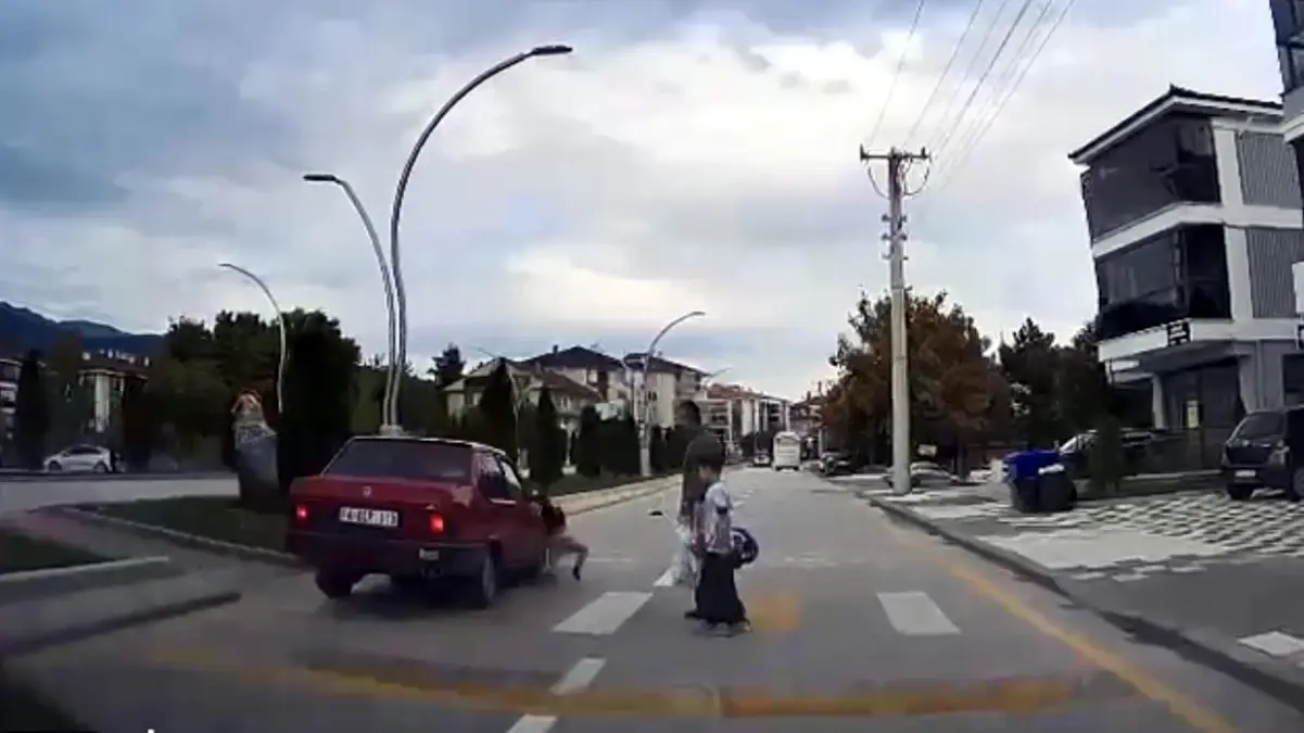 Bolu’da Yaya Geçidinde Kaza: 4 Yaşındaki Çocuk Yaralandı