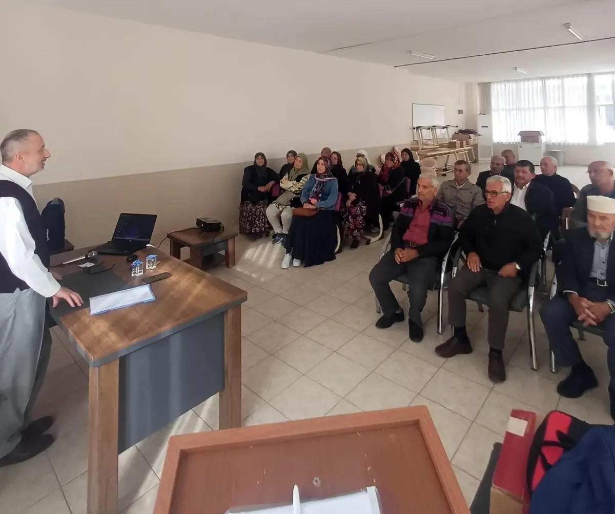 muglada umre yolcularina egitim semineri duzenlendi MhBHf5B9.jpg