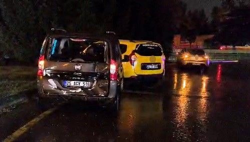 Yağmur sonrası zincirleme trafik kazası