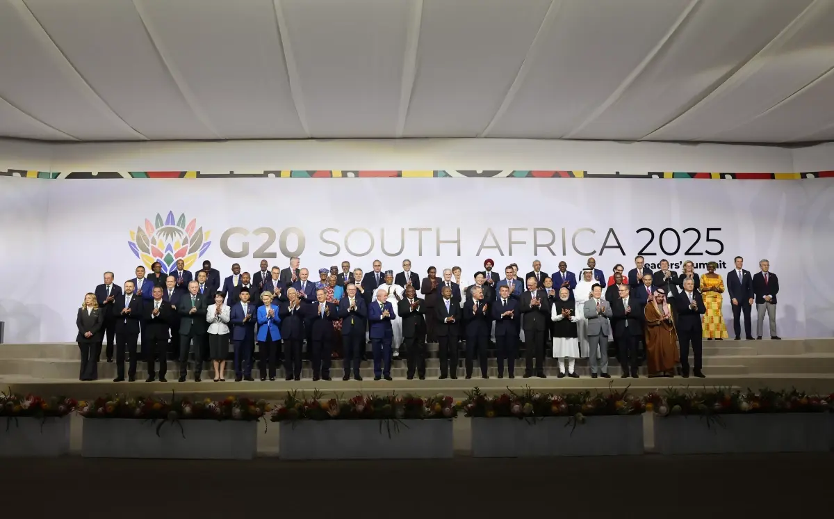 Cumhurbaşkanı Erdoğan, G20 Liderler Zirvesi’nde aile fotoğrafı çekimine katıldı