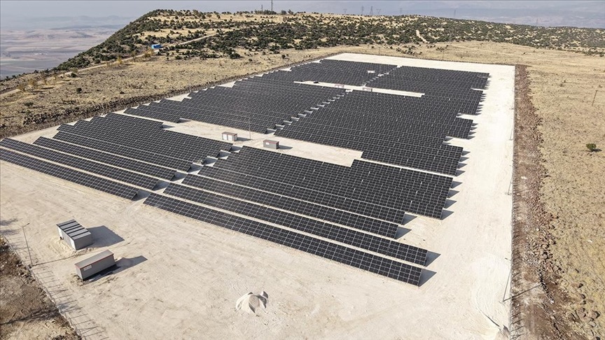 Kahramanmaraş’ta belediye güneşten kendi elektriğini üretiyor