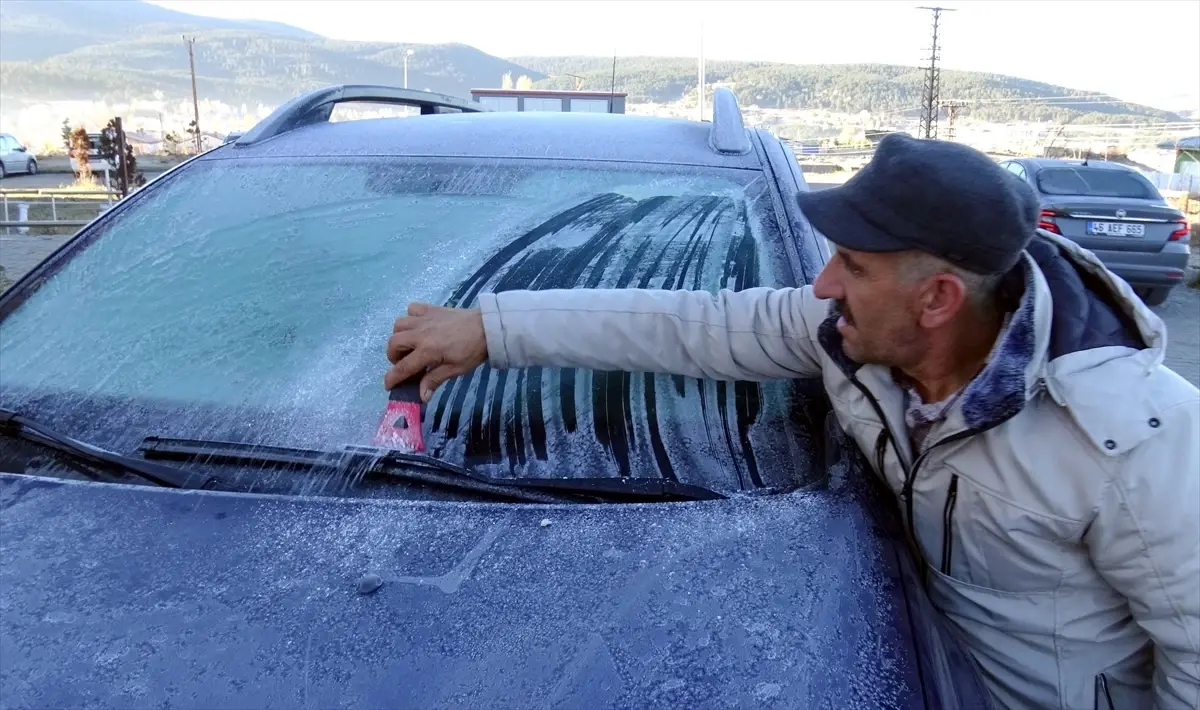 Kars’ta Soğuk Hava Etkili: Buzlanma ve Kırağı