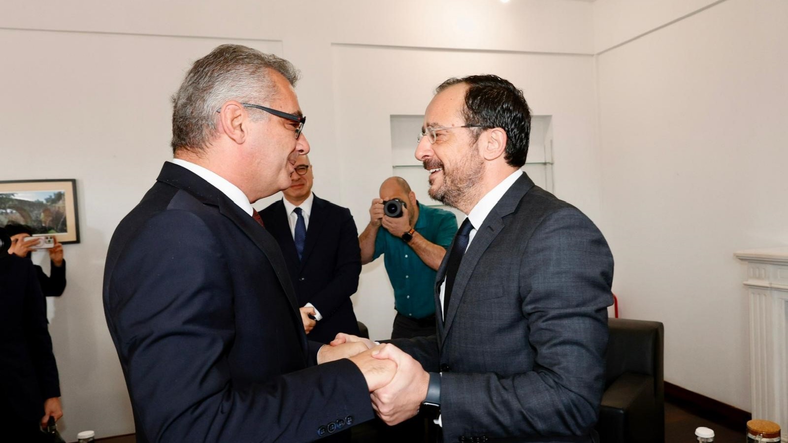 KKTC Cumhurbaşkanı Erhürman’dan Rum yönetimiyle ilk görüşme