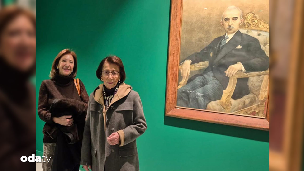 Atatürk portresi kayıpken Özden Toker’den anlamlı mesaj