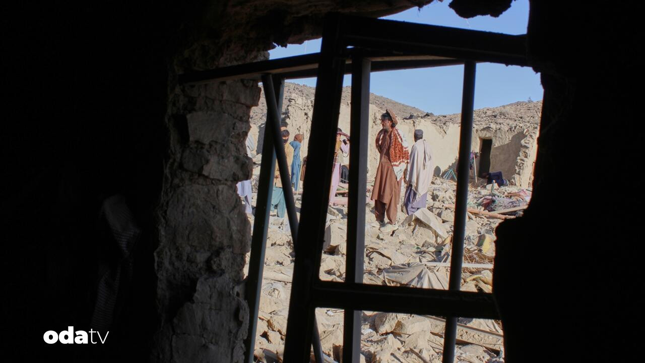 Ateşkes yine bozuldu… Afganistan ile Pakistan yine birbirine girdi