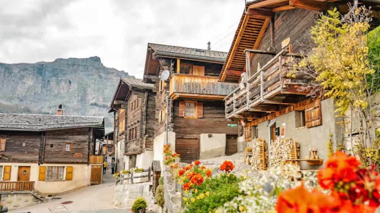 Bu köye taşınanlara çılgın teşvik: Her yetişkin için 25 bin, her çocuk için 12 bin dolar!