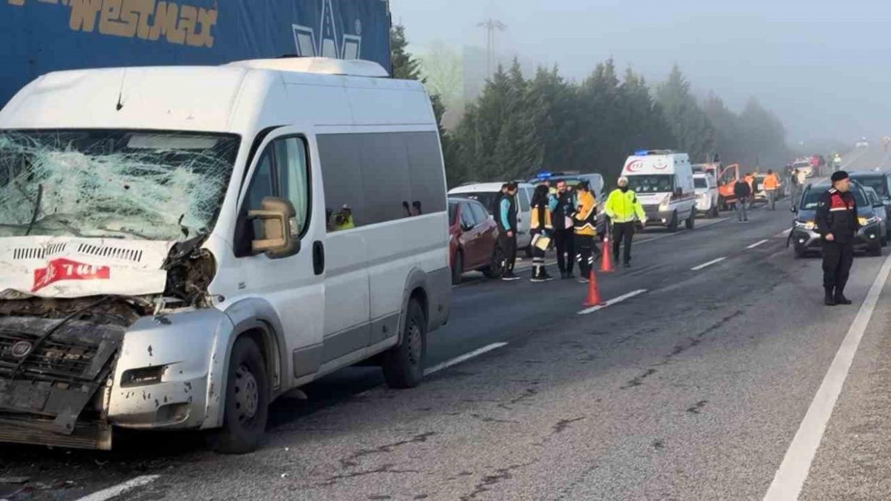 Edirne’de 10 aracın karıştığı zincirleme kaza! Çok sayıda yaralı var