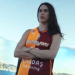 Fenerbahceden ayrilan oyuncu galatasaraya imza atti 6G1hgcy6